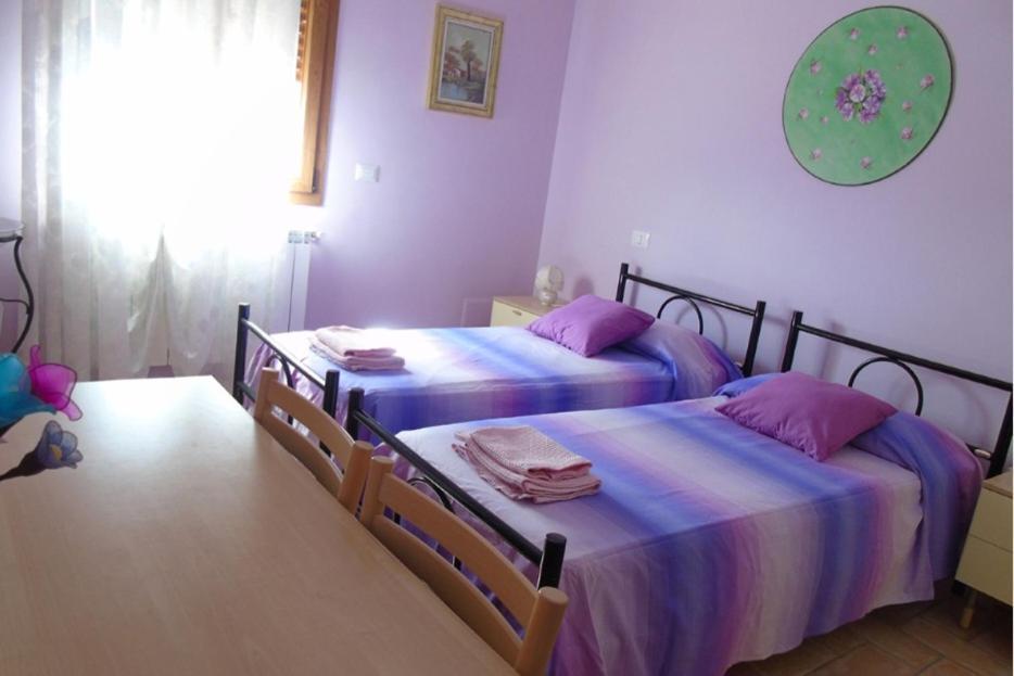 Agriturismo Camera Rosa トーディ エクステリア 写真